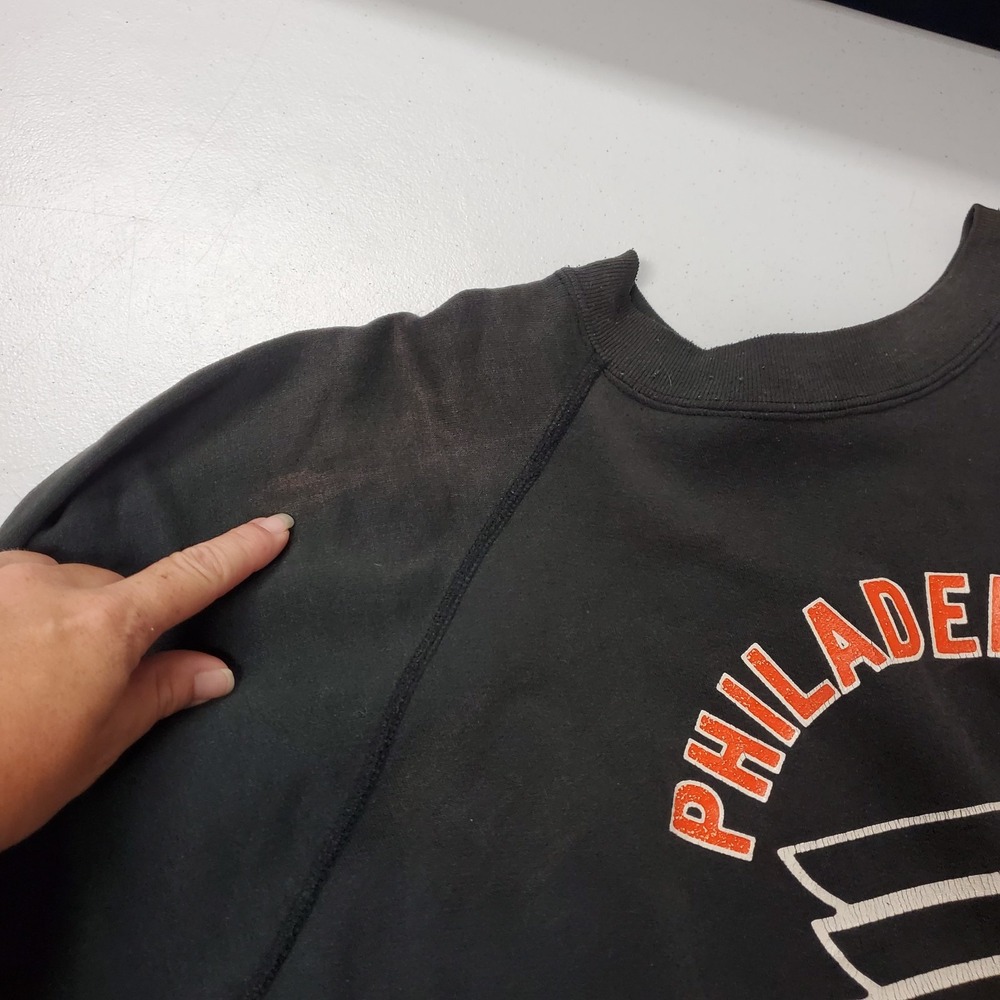 Trench Mens Vintage Philadelphia Flyers Sweatshirt Size XL Crew Neck Hockey - Picture 7 of 13